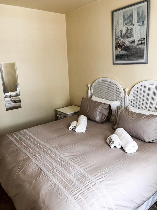 To Let 3 Bedroom Property for Rent in Strand Western Cape